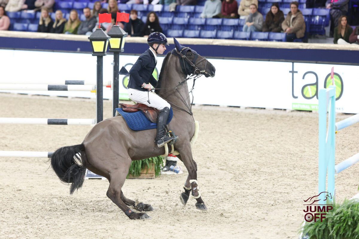 Sophia Aurelia George remporte la finale du Pony Trophy ! 1 IMG 0346