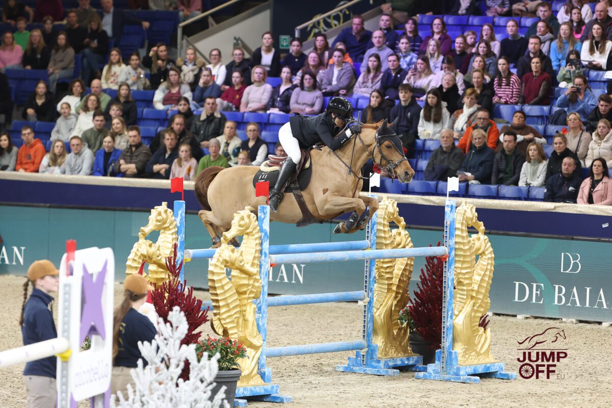 Sophia Aurelia George remporte la finale du Pony Trophy ! 8 IMG 0667