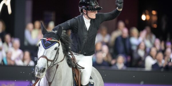 Jessica Burke et son Selle Français à Bordeaux !