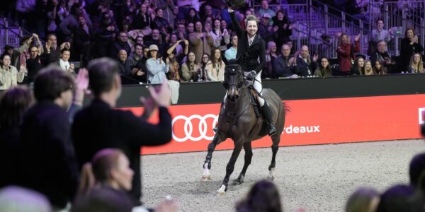 Martin Fuchs soulève Bordeaux