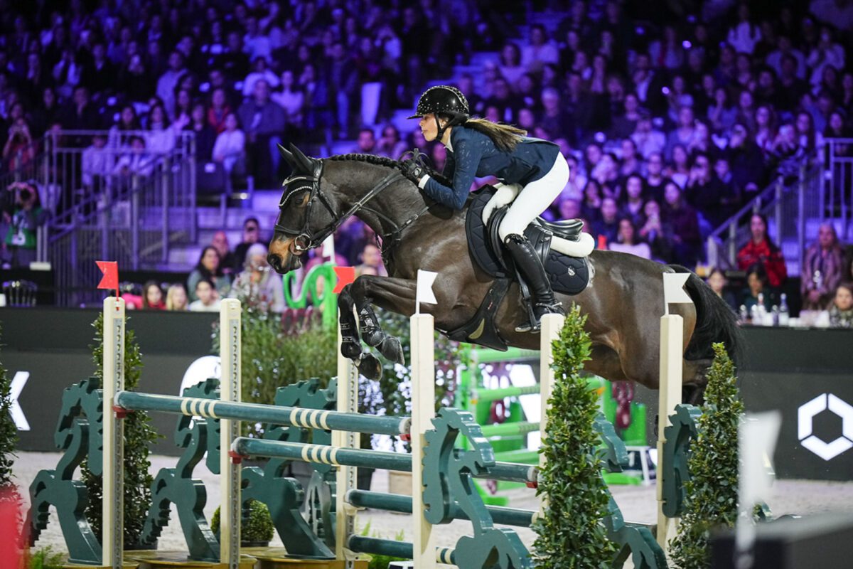 bef9e4ba7e89 1 Brune Faivre Enigme des Pres Super As Poney Elite Grand Prix Excellence ArtisteAssocie 015