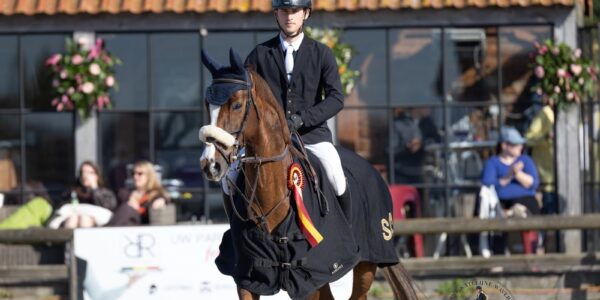 Tim Prouvé seul devant Thibeau Spits !