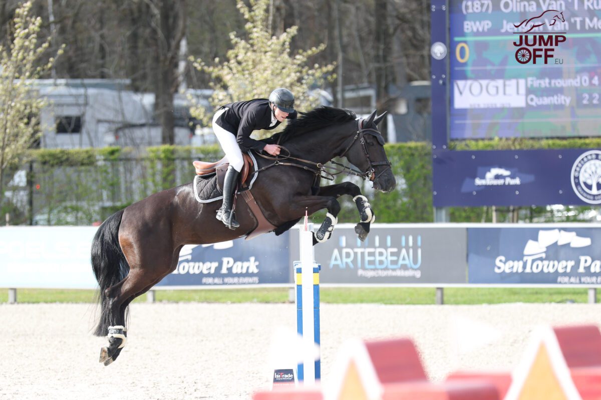 Bart Jay Junior Vandecasteele en surclassement Opglabeek. 10 IMG 1716