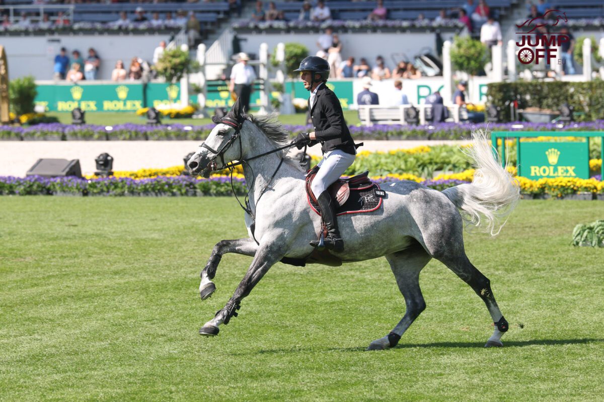 Daniel Coyle devant les Selle Français ! 12 IMG 3782