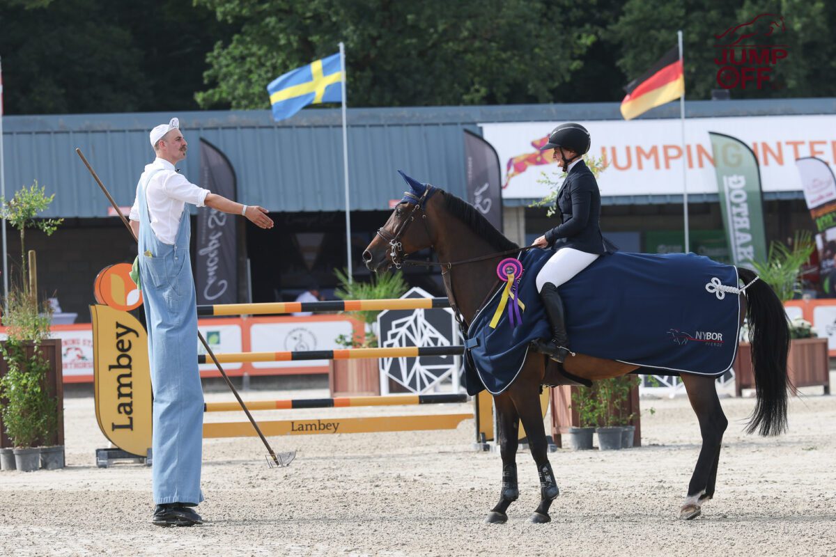 Kaya Ehning fait honneur au prix Nybor. 16 IMG 0710