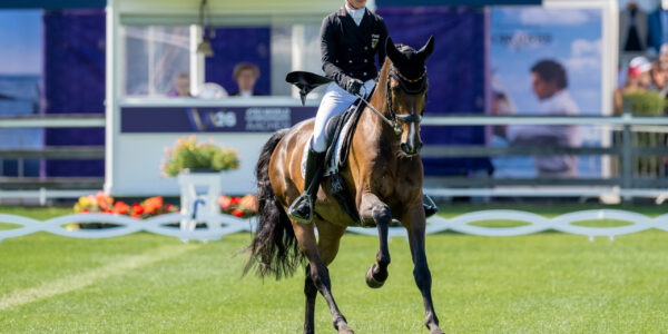 Julia Krajewski prend le lead !