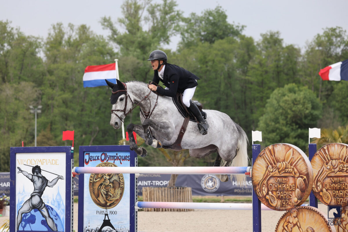 Quibelle AEG rejoint Ashford Farm. 1 771 LOR 5650